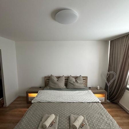 Modern Central Apartment Nitra Eksteriør bilde